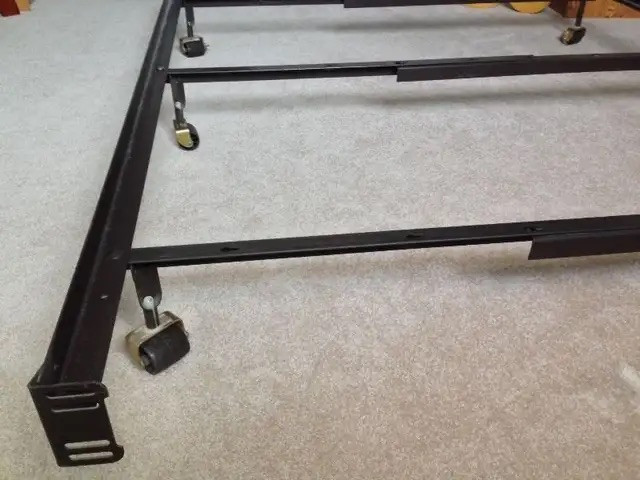 Heavy-Duty Iron Bed Frame - Twin, Double or Queen size in Beds & Mattresses in Mississauga / Peel Region - Image 2