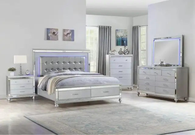 Ensemble de chambre à coucher/ bedroom set Valentino in Dressers & Wardrobes in Longueuil / South Shore - Image 2