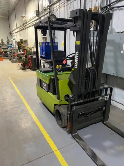 Ready for work. New battery. Call Itec Equipment (807-768-8584) and ask for Greg.