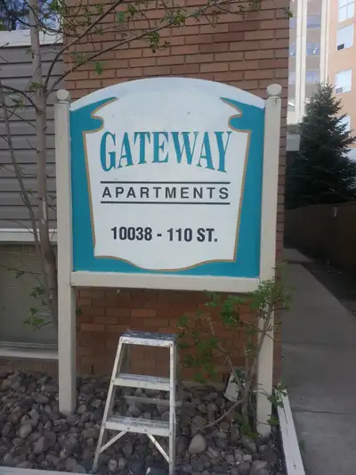 Big room available in downtown