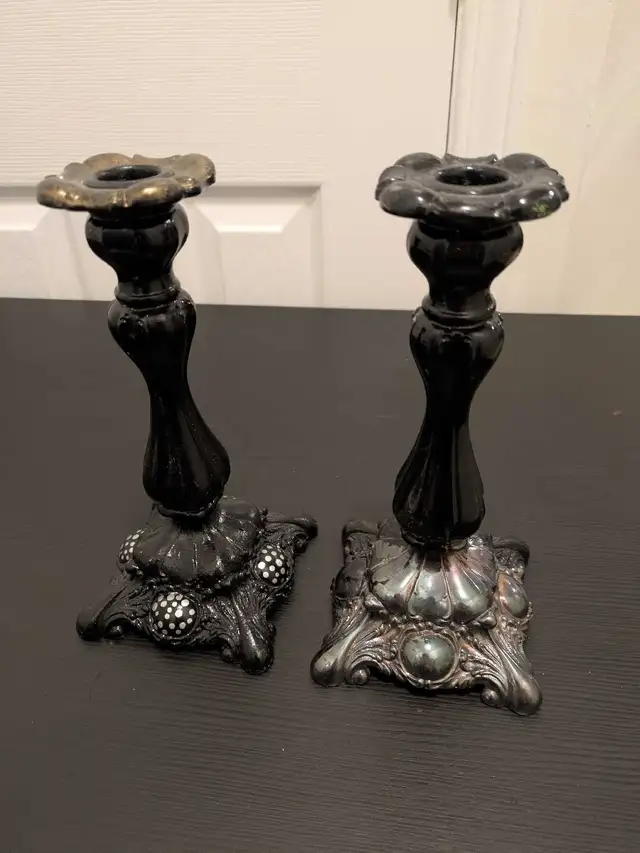 Silver plated tall candlesticks, taper candle holder in Home Décor & Accents in Ottawa - Image 7