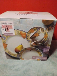 Tableworks 20pc fine China set