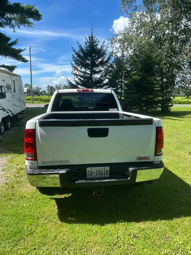 2013 GMC Sierra 1500548407623309086723