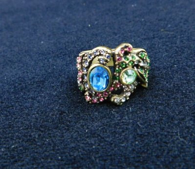 HEIDI DAUS BLUE STONE, MULTI STONE RING, BOX SIZE 6 NEW IN BOX in Jewellery & Watches in Lethbridge - Image 4