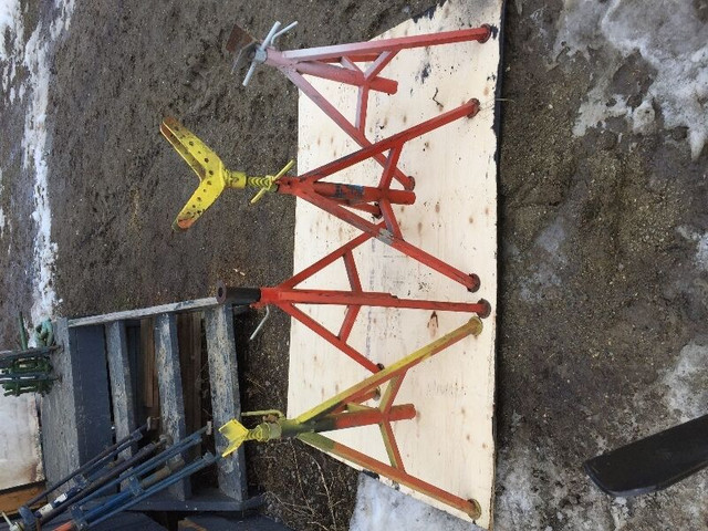 Rigid Pipe Stands For Welders in Hand Tools in Vernon
