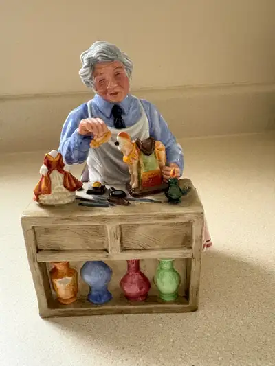 Royal Doulton-“The China Repairer”-full size-rare, View more