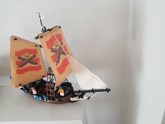 Lego 6271 Imperial Flagship in Toys & Games in Bedford - Image 5