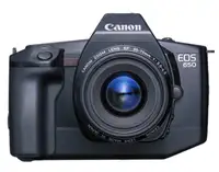 Canon EOS 650 - With 3 Lenses - Flash & Bag