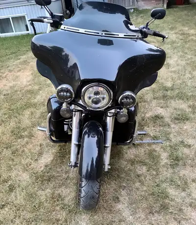 2008 FLHTCU Electraglide Ultra Classic Bike is well-kept and upgraded: Currently about 87,000km Engi...