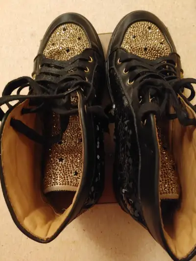 special rare shoes gold sparkling, View more
