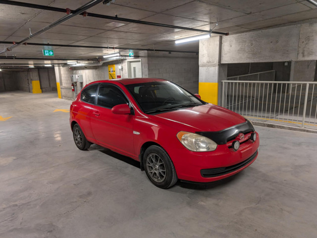 2008 Hyundai Accent - Very clean car dans Autos et camions  à Ville de Montréal