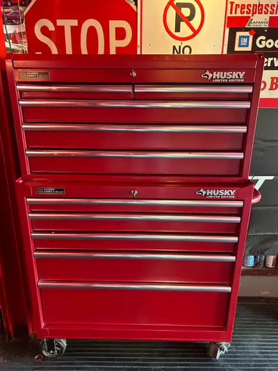 Tool chest, View more