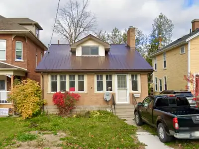 A beautiful unfurnished two storey, 4-bedroom, 2 renovated full bathroom home is available for rent...