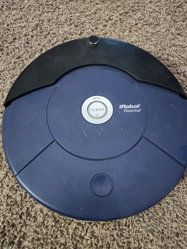 iRobot Roomba vacuum in Vacuums in Calgary