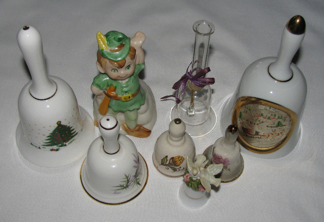Vntg Collectible Bells 2 Christmas 1 Figural Most Signed 8PC Mix in Arts & Collectibles in Saint John