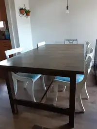 Dining Room Table *CHAIRS NOT INCLUDED*