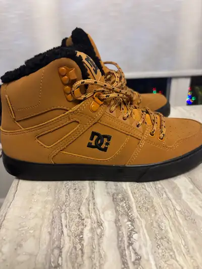 dc shoes size 8 , View more
