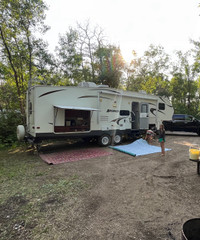 2013 Avenger Fifth Wheel for Sale 