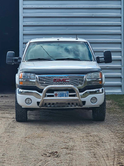 2003 GMC Sierra 2500HD SLT