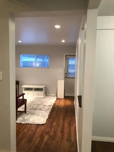 Bright 1-Bedroom Furnished Basement Suite – Aberdeen Available: Mid-September Rent: $1,400/month + 2...