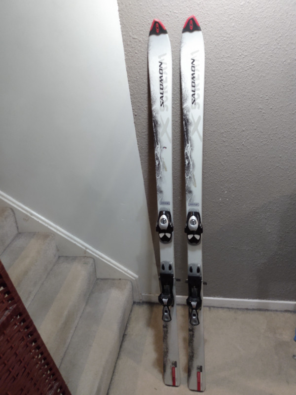 Salomon Scream skis with bindings 173cm in Ski in City of Toronto