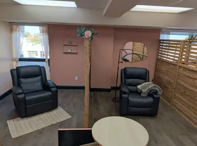 Move In Ready! Looking for the perfect place to grow your aesthetics business without the steep cost...