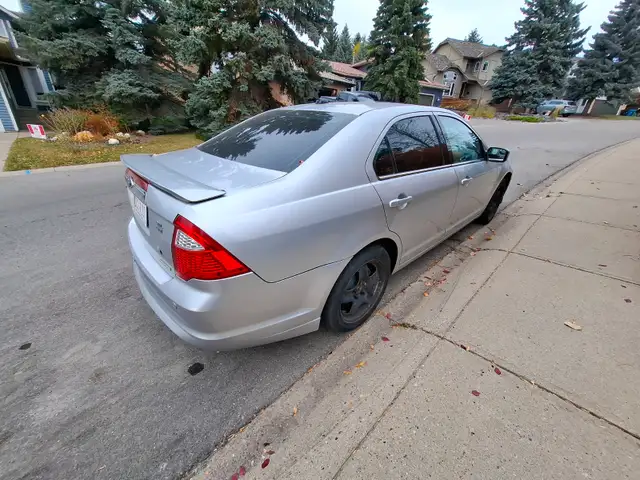 2012 Ford Fusion SEL AWD | 3.0L V6 | 197,823 KM in Cars & Trucks in Calgary - Image 3