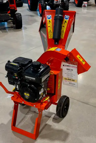 CLEARANCE SALE! Brand New Wallenstein Wood Chipper, 3" Capacity, Solid Tires, Briggs & Stratton Vang...