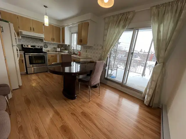 4.5-bedroom unit on the top floor of a triplex