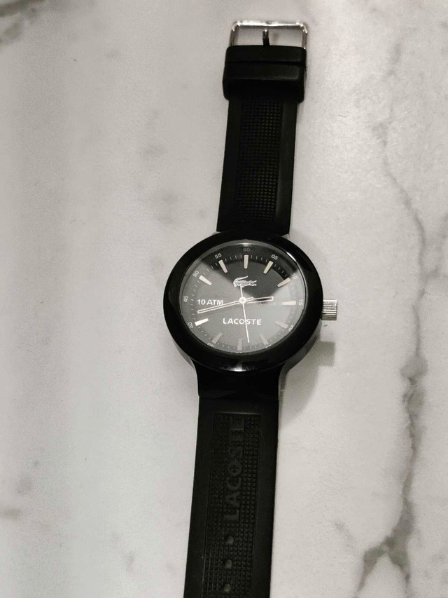 Lacoste Watch LC.61.1.29.2349 dans Bijoux et montres  à Ville de Montréal