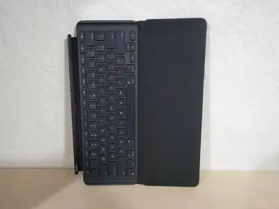 Logitech Slim Combo Keyboard ⎮ iPad Pro 10.5'', View more