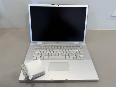 MacBook Pro 15” Early 2008 – SSD 240GB – 60 $, View more