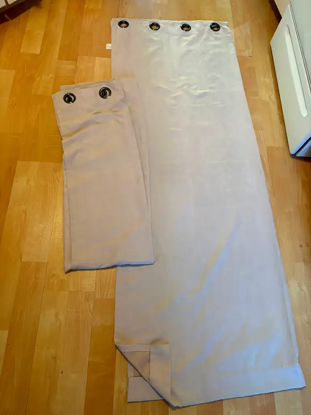 2 curtain panels $10 - 75” (78”) x 53”, with removable hem
