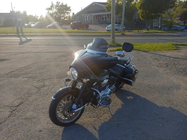 stratoliner deluxe 1 owner in Street, Cruisers & Choppers in Cape Breton - Image 6