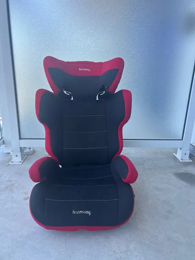 Car Booster Seat 2-4yrs in Strollers, Carriers & Car Seats in Oakville / Halton Region - Image 2