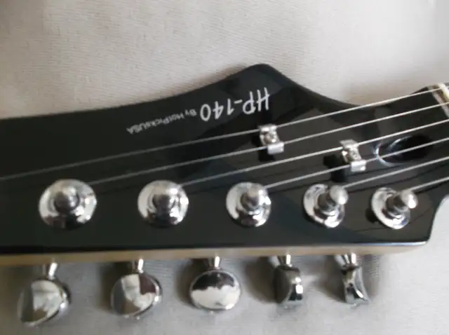 Guitare electrique Hot picks HP-140 in Guitars in Sherbrooke - Image 4