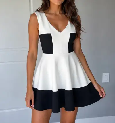 Guess Dresses (M), View more