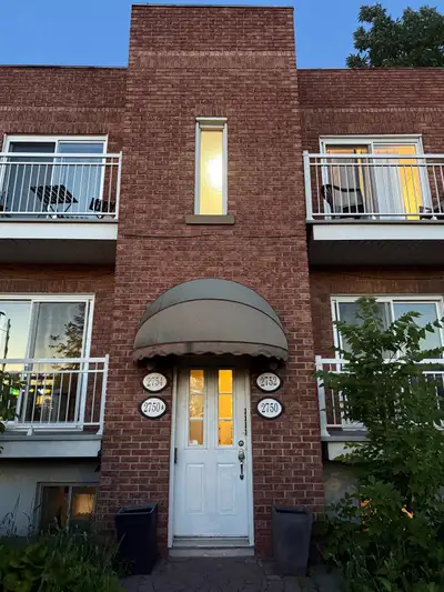 Large 3 1/2 for rent