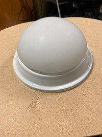 White light fixture 9 inches diameter 