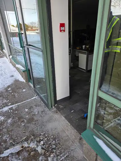 réparation porte et fenêtres , View more