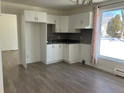 Description : Situé dans un quartier résidentiel recherché de Beauport 10 Rue de Taillebourg Québec,...