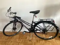 Bike 2021 KHS Urban Xpress Disc Stepthru Medium $850 w accessori