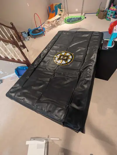 Pool table cover Boston Bruins, View more