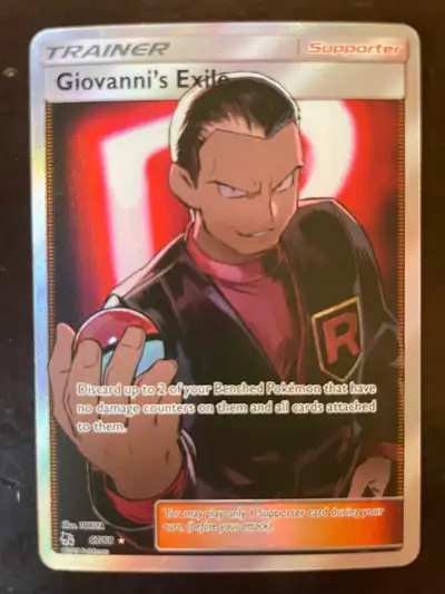 Giovanni’s Excile 67/68 - Hidden Fates Pokémon Mint condition $20 Pick up only in Bolton, ON No ship...