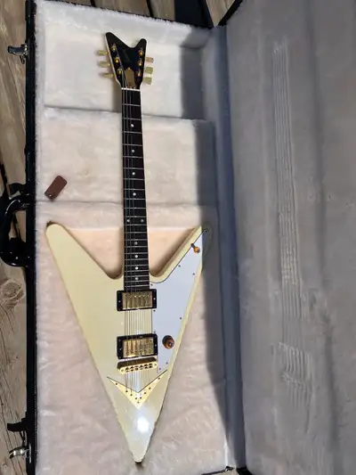 Gibson Reverse Flying V, View more