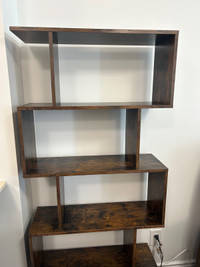BEAUTIFUL SHELF ONLY FOR 120$