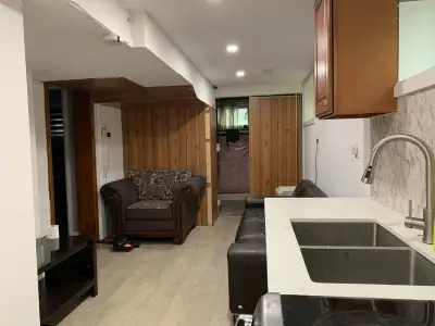 Morth york Centre 2 bedroom Basement Apt for Rent
