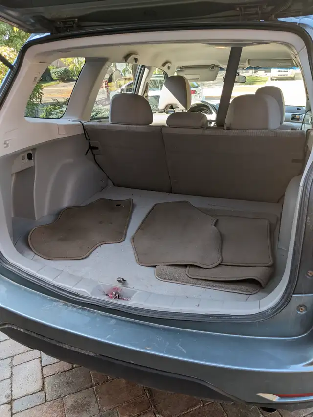 2010 Subaru Forester63871251493891124