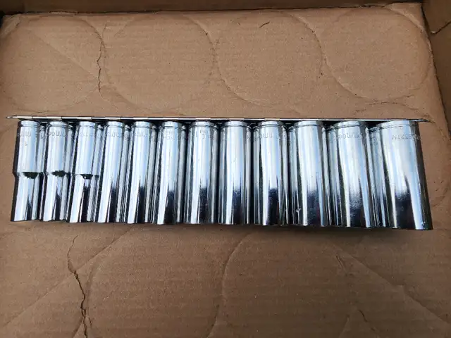 PM Popular Mechanics 12 Pc 6 Point 1/2" Drive Deep Socket Set in Hand Tools in Windsor Region - Image 11