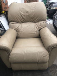 Lazy boy recliner 